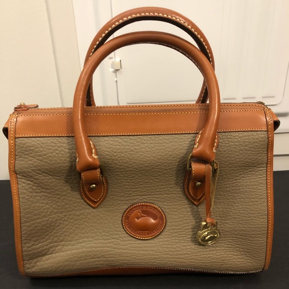 Dooney & Bourke Handbags - Vintage Dooney & Bourke! 